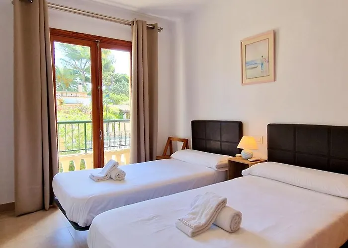 Villa Con Jardin Cerca De La Playa